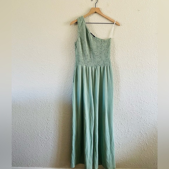 Lulu’s Green One Shoulder Smocked Wide Leg Romper - Picture 1 of 12